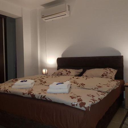 Summer Mamaia Navodari Exterior photo