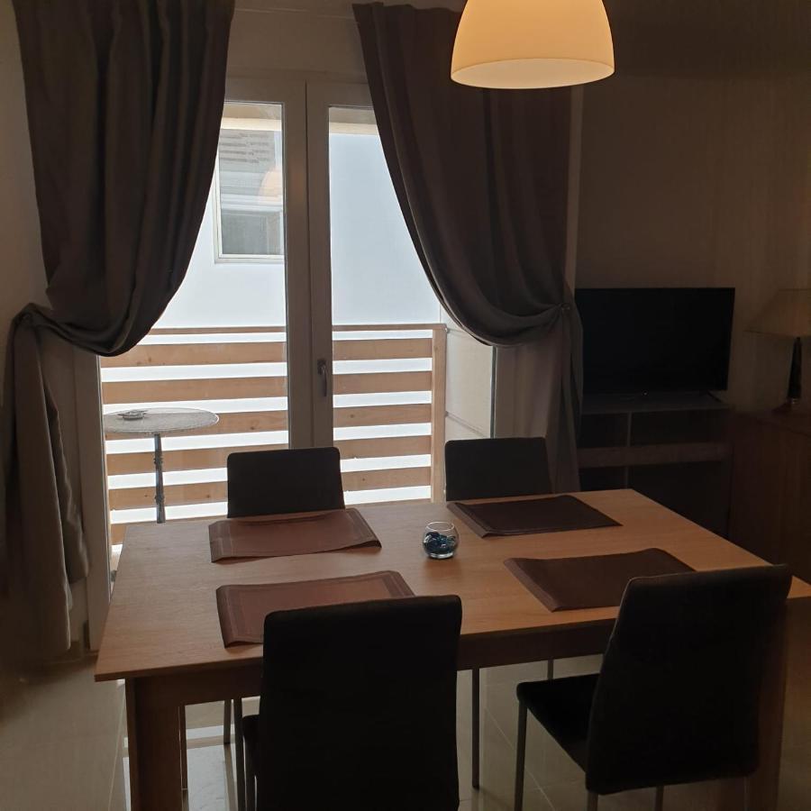 Summer Mamaia Navodari Exterior photo